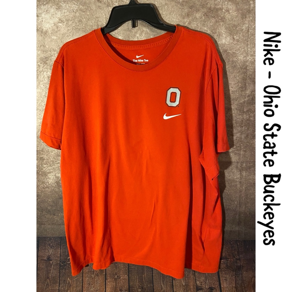 Nike Ohio State Buckeyes/Dri-fit shirt/Unisex size XXL/EUC